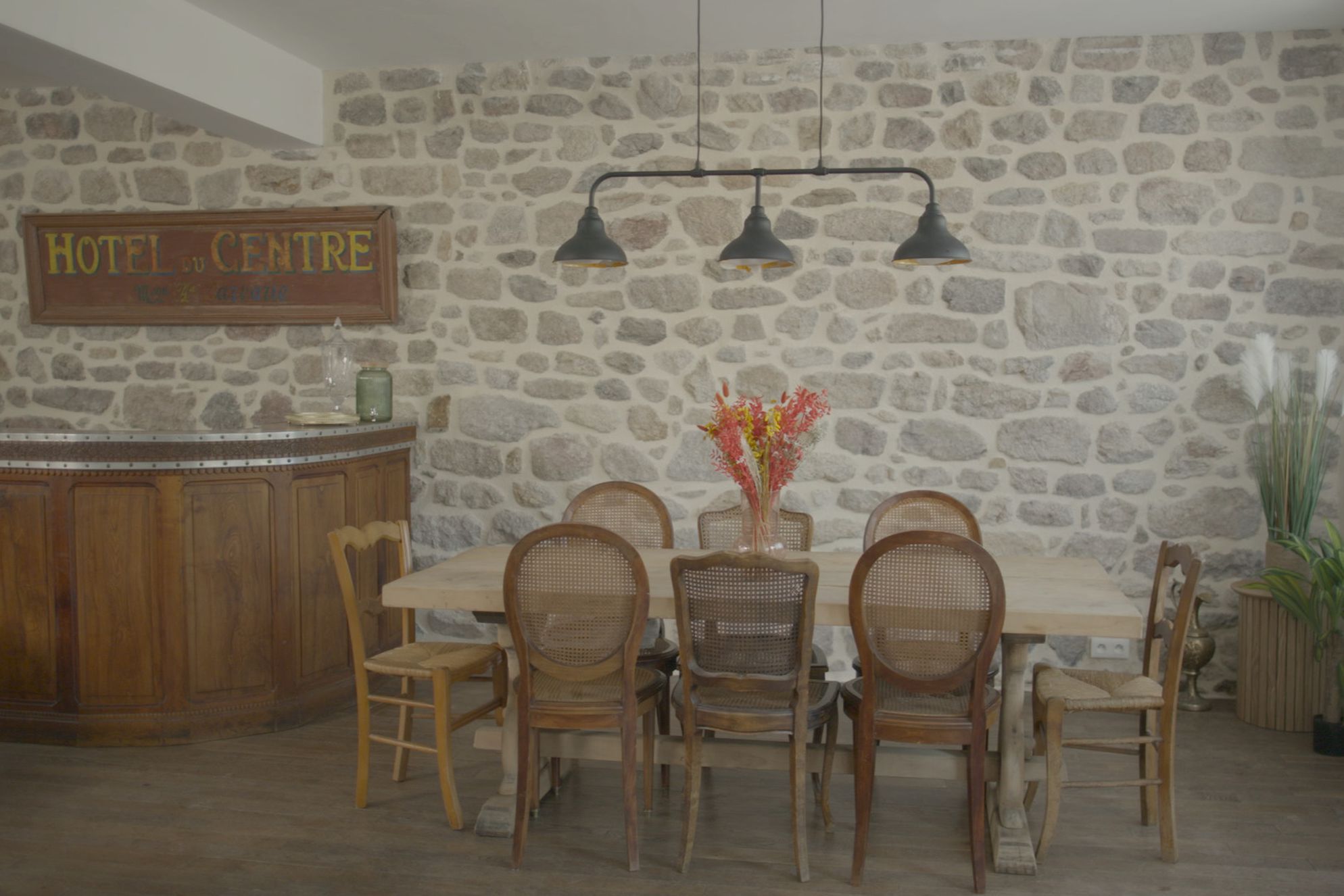 Monsieur Morgan's - Gallery