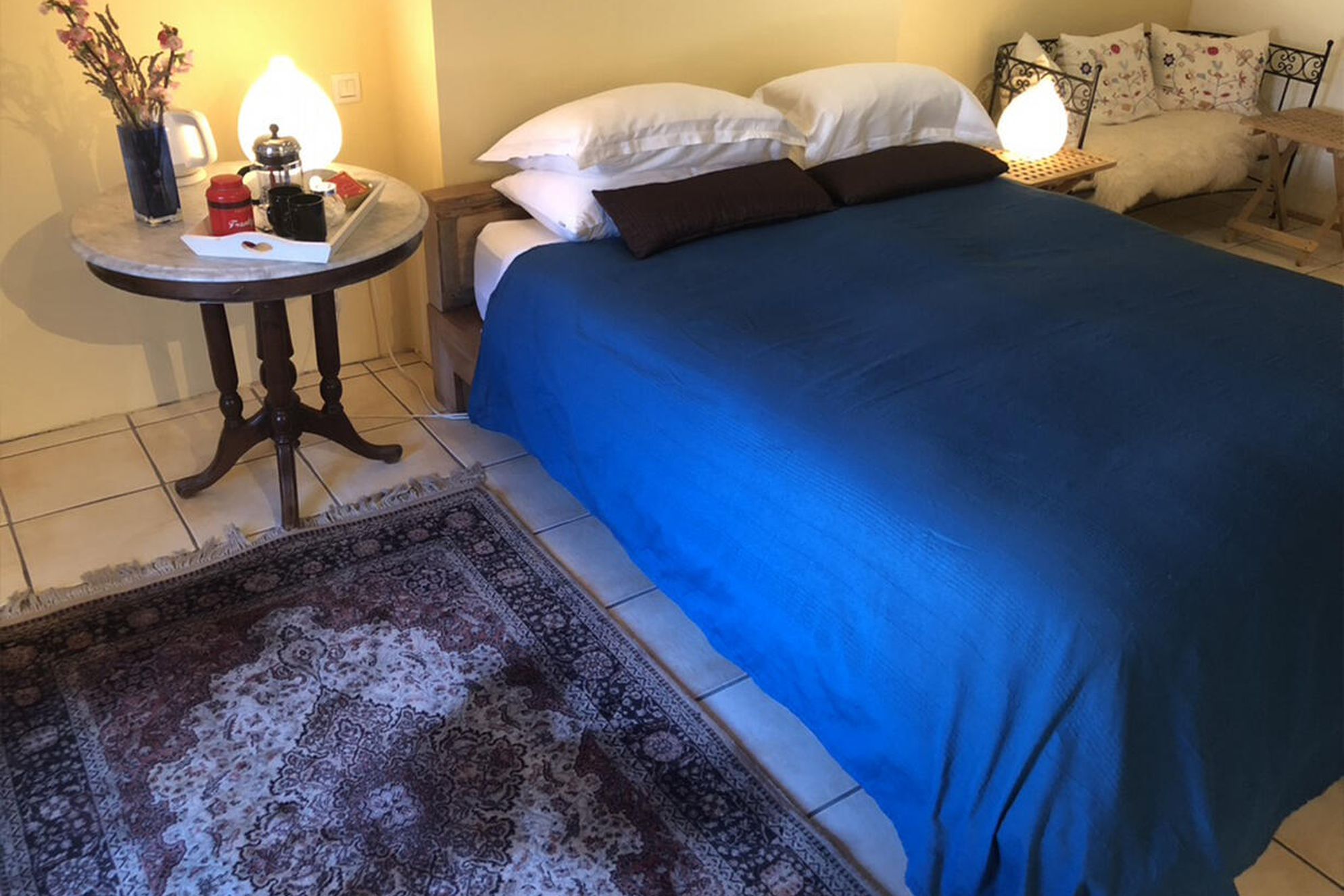 Maison des Artists - Gallery