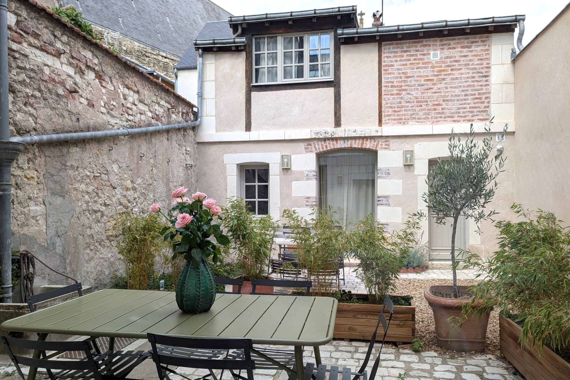 Le 11 Amboise - Gallery