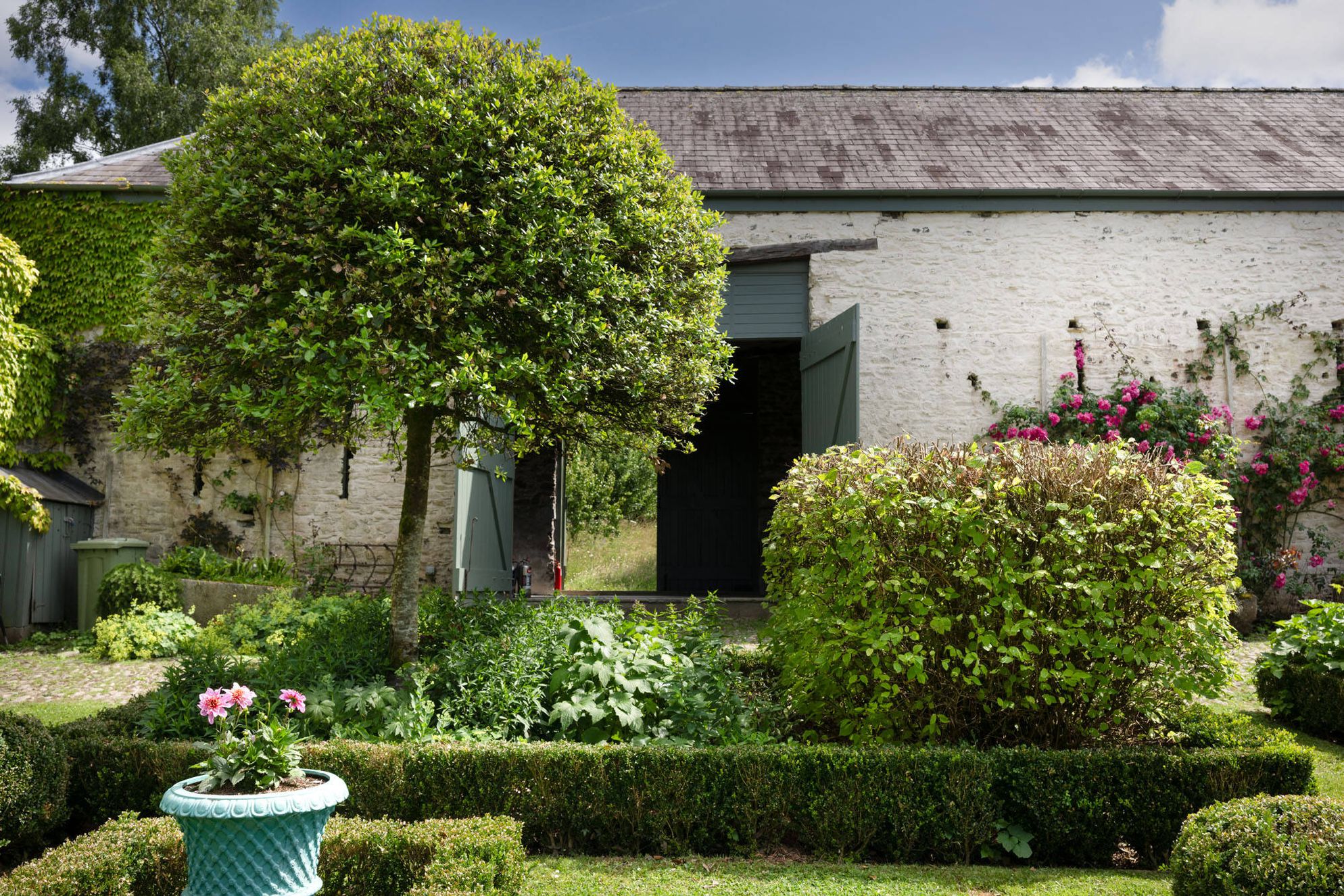 Llwynwermod Estate - Gatekeepers Cottage - Gallery
