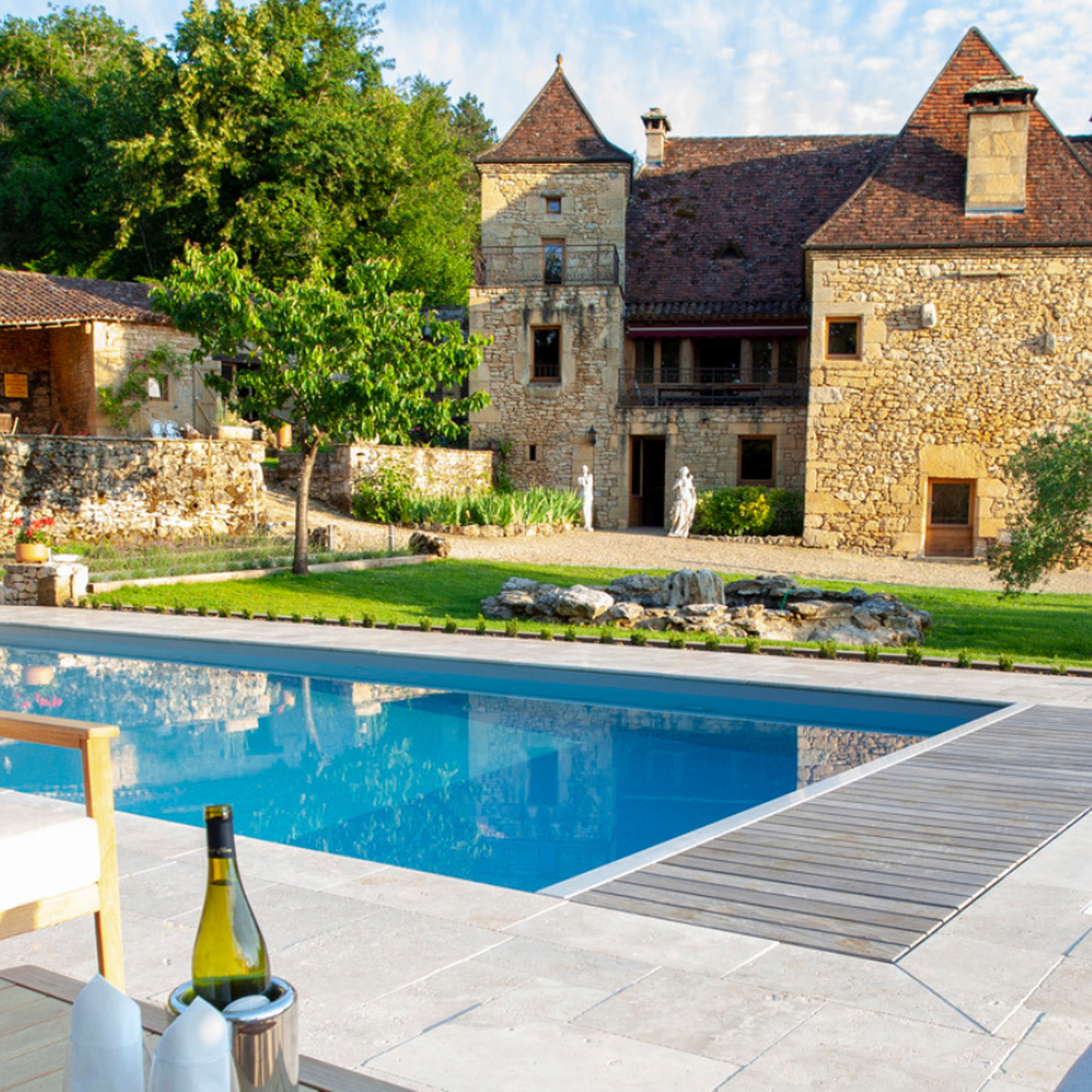 Large gîtes in France with pools, for the ultimate celebration