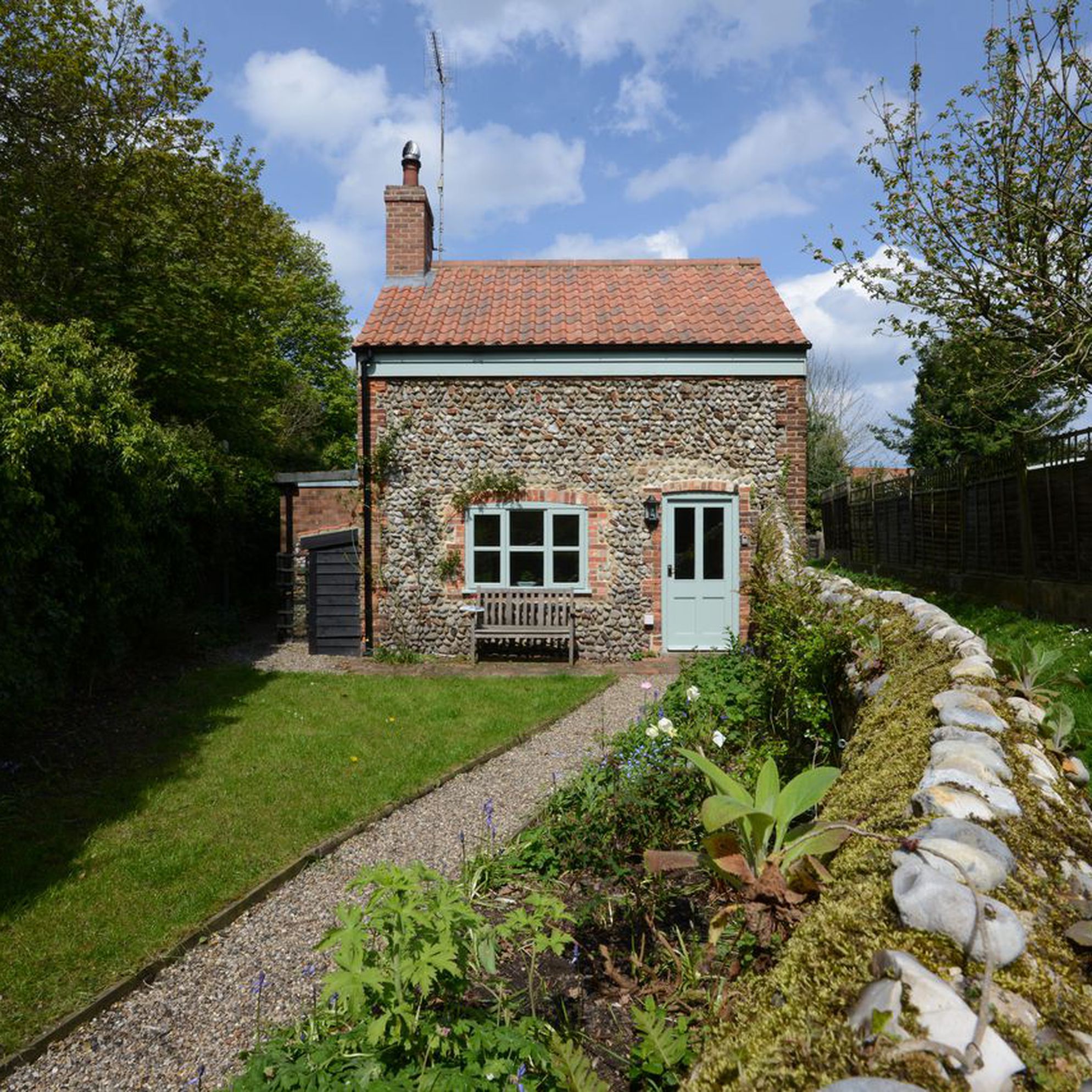 Dog-friendly coastal cottages