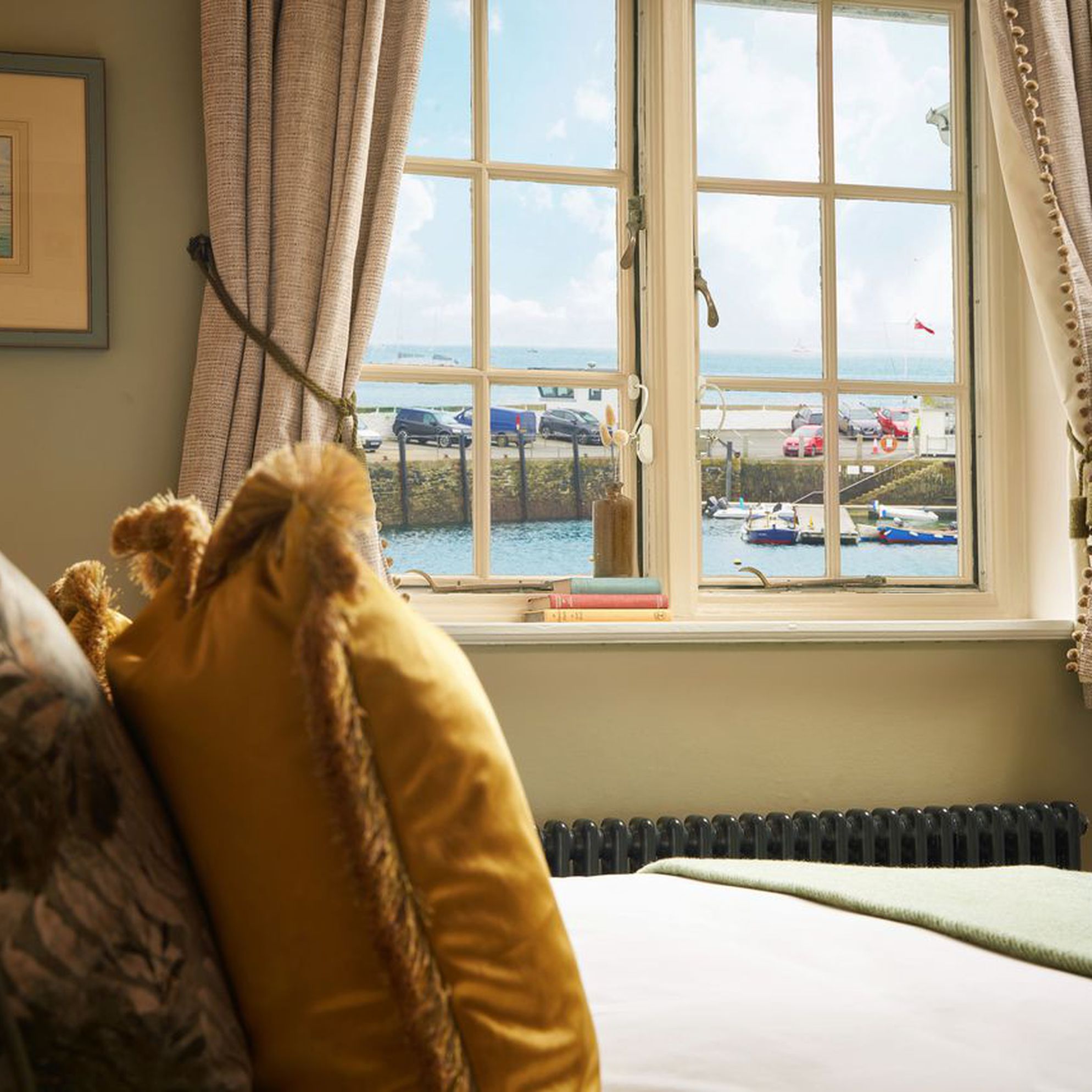 Coastal pubs with rooms