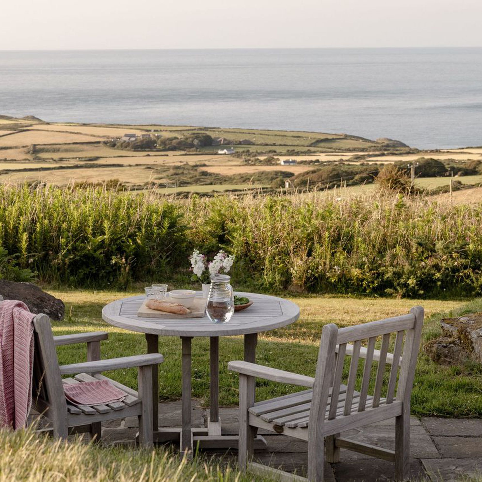 Coastal holiday cottages in Wales  