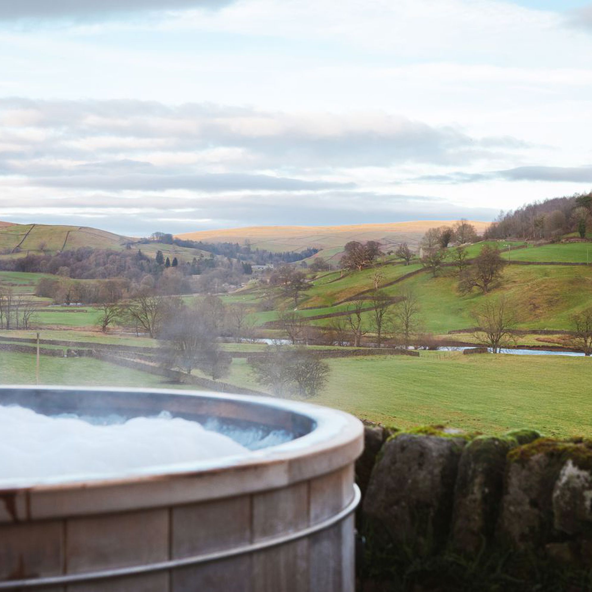 Holiday cottages with hot tubs in Yorkshire 