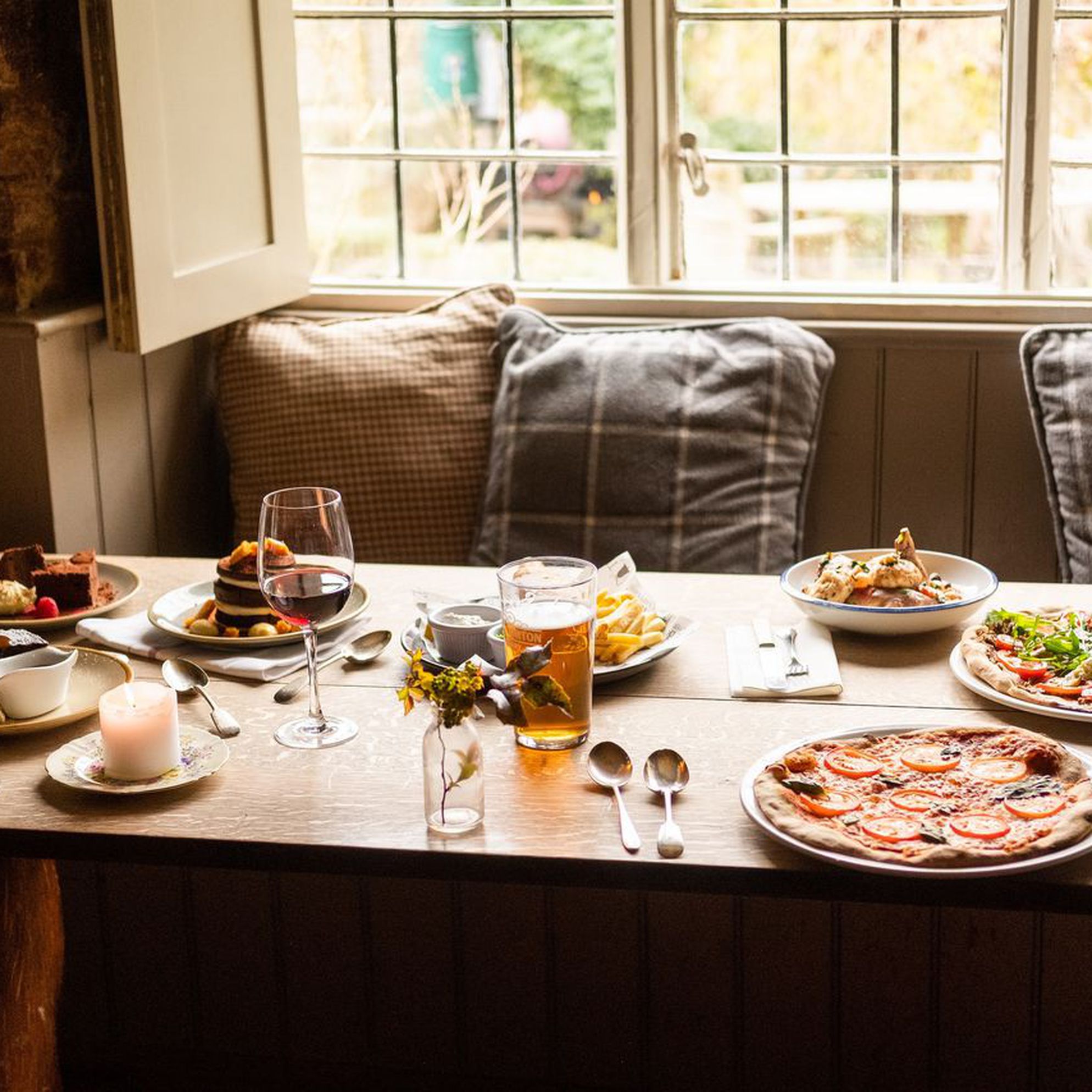 Family-friendly pubs with rooms in the Cotswolds