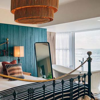 Hotels collection