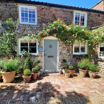 Holiday cottages collection