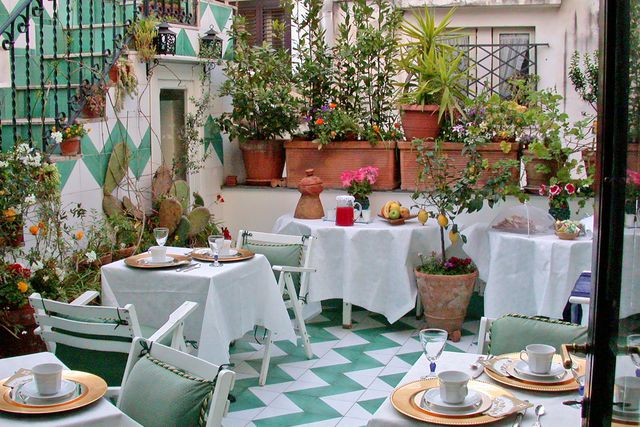Brunch In sicily, 3-wick main image 0