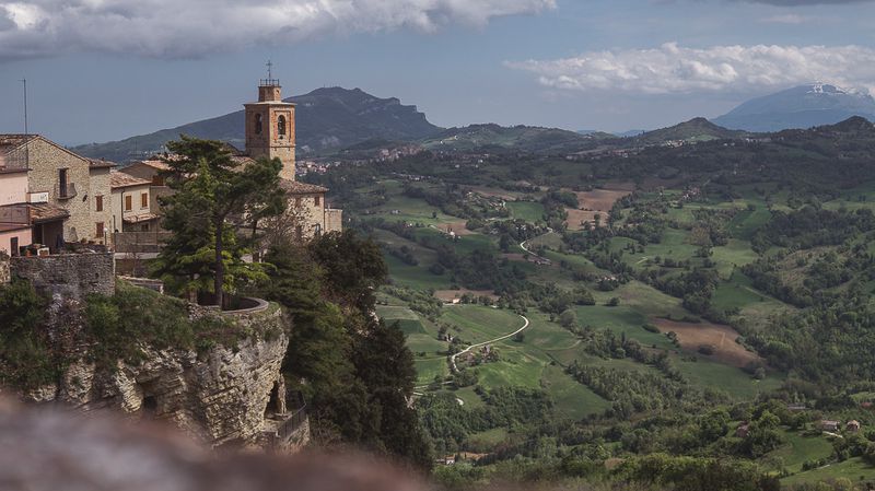 Le Marche – six day walking itinerary
