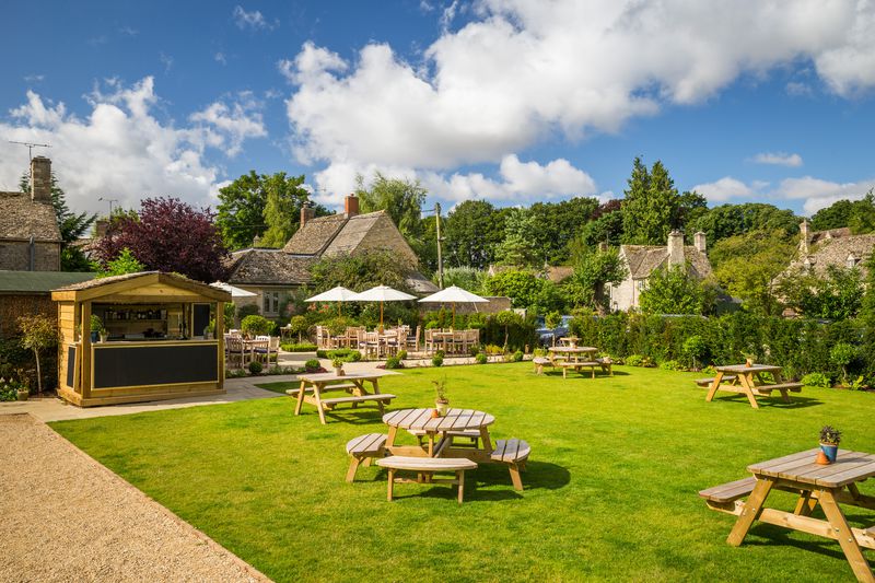 Six of our favourite pub gardens