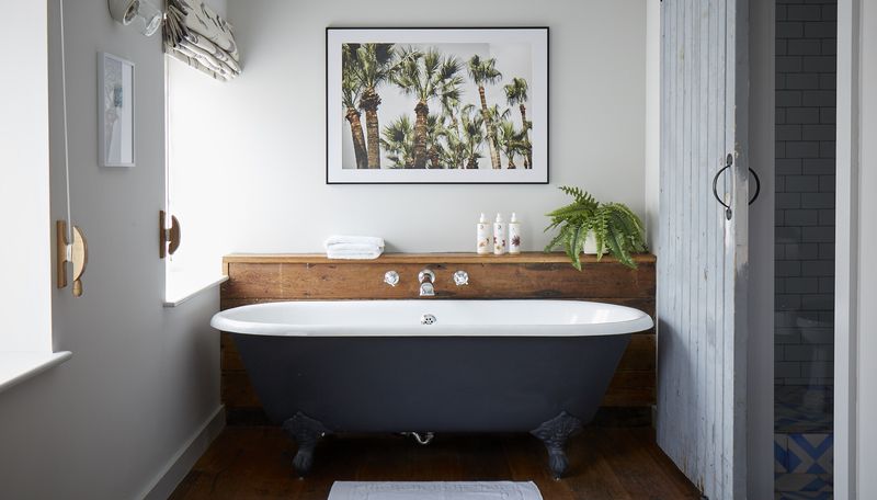 Six best bath tubs for a relaxing soak