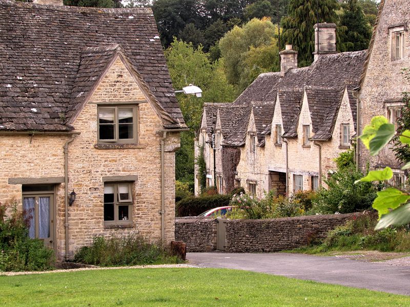 Five best Cotswold pubs and walks