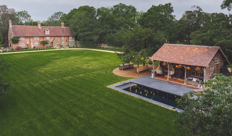 Get everyone together: places to stay for a celebration