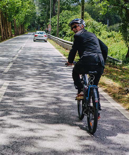 Tim Moore explores Sintra by electric bike 